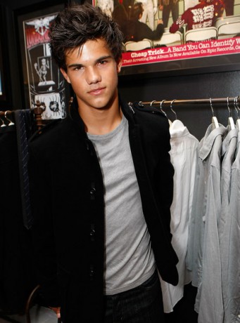 werewolf-taylor-lautner-new-moon.jpg